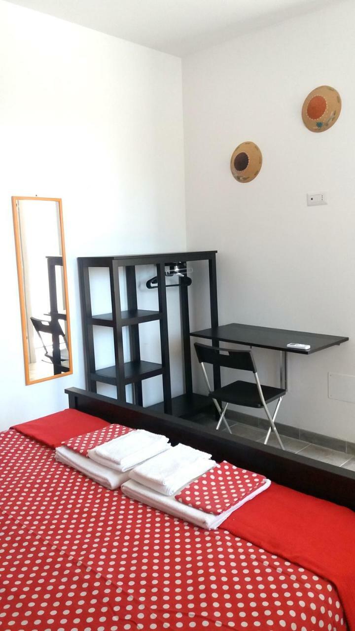 Regina Isabella Rooms 新福卡 外观 照片